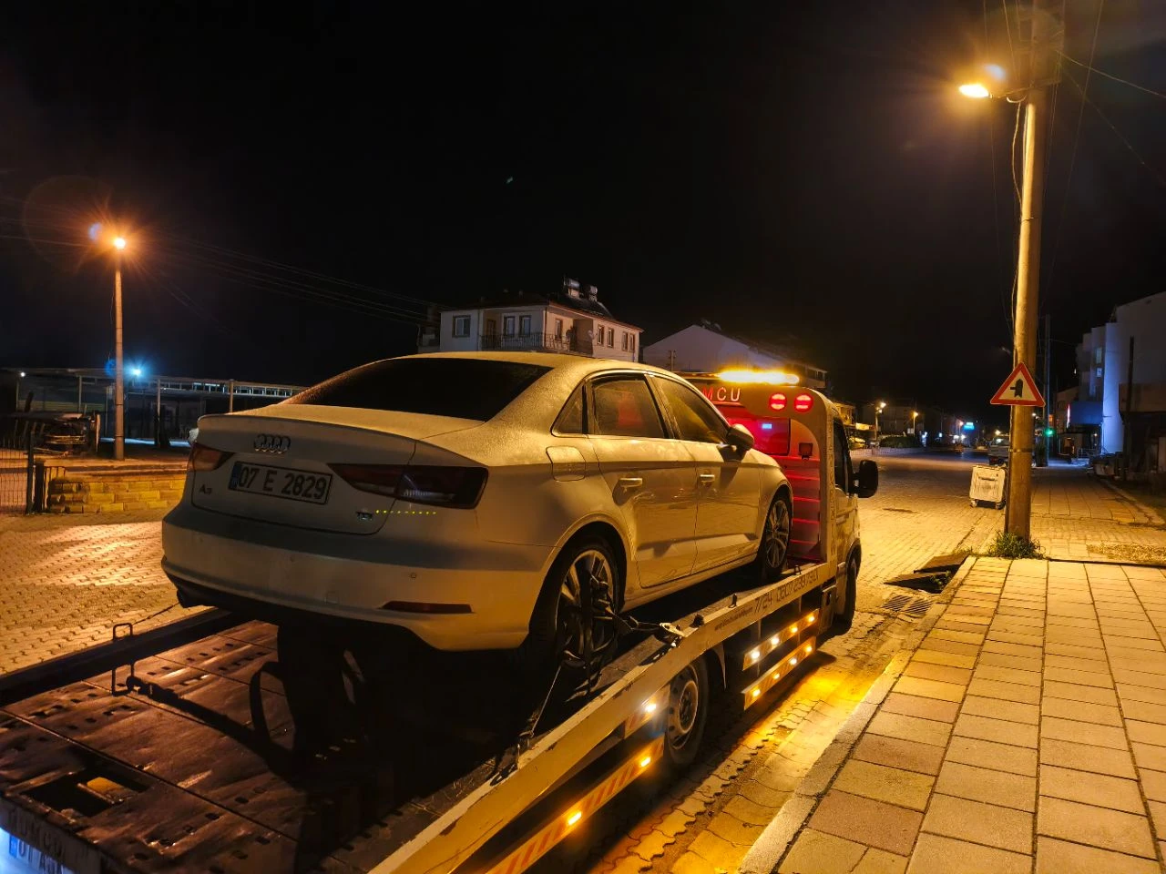 80cc7e40-4397-46db-a8c2-8888ae045f53